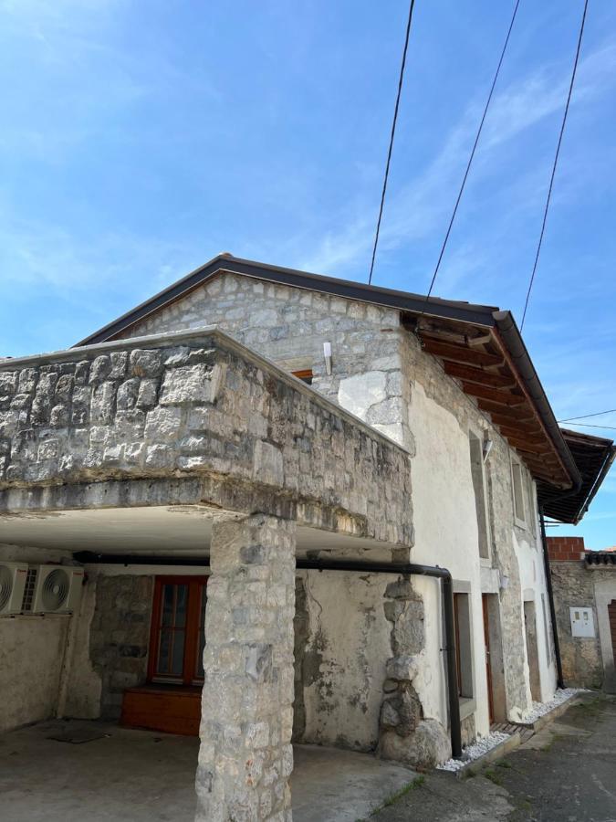 Guesthouse 45 Dutovlje Zewnętrze zdjęcie